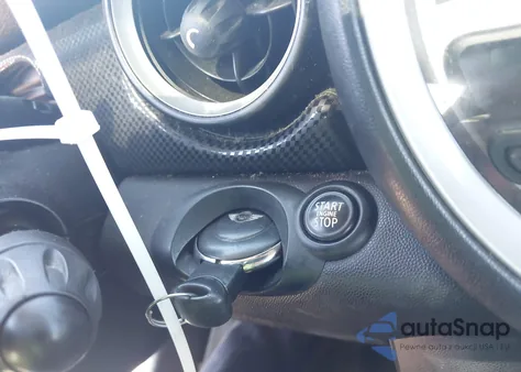 2012 Mini Cooper S из США, поврежденный, VIN WMWSV3C50CT387216